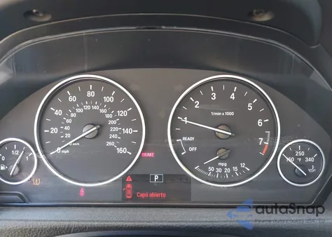 2016 BMW 320I z USA, uszkodzony, nr VIN WBA8E1G51GNT37220